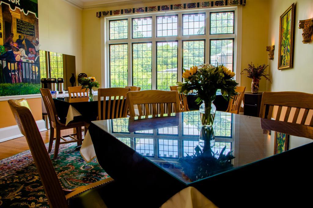 Morehead Manor Bed And Breakfast Durham Zewnętrze zdjęcie
